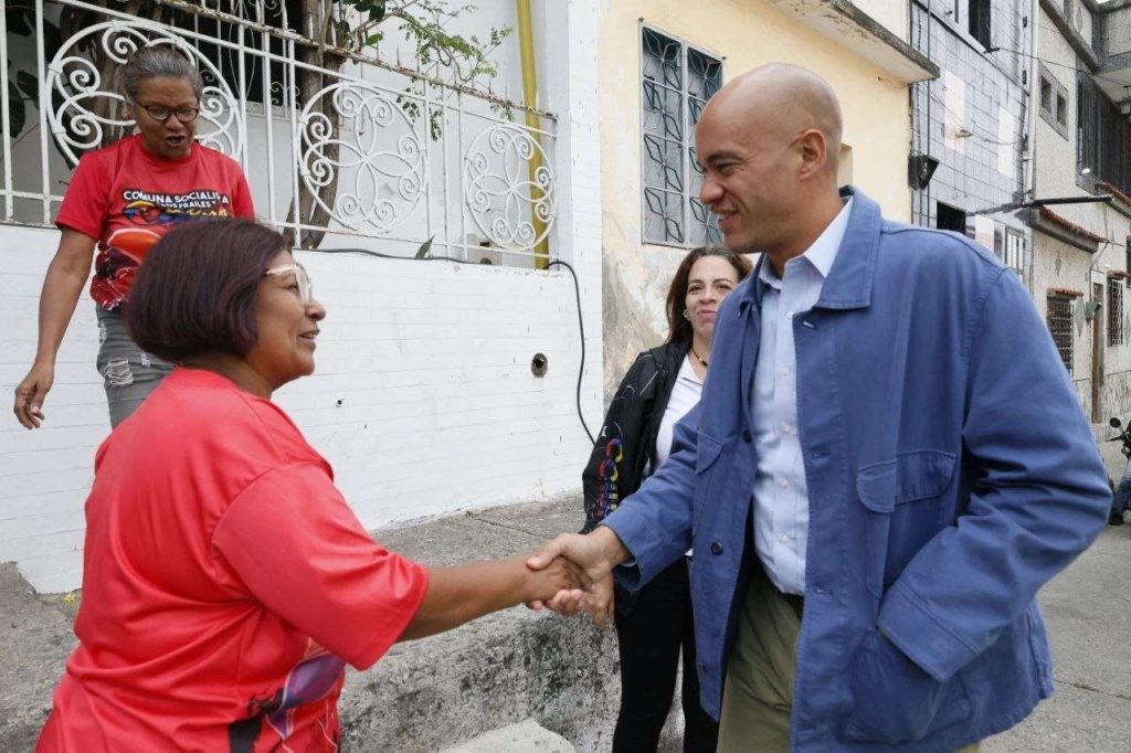 Héctor Rodríguez: la consulta popular es para quitarle el poder a la burocracia