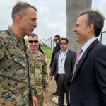 Jefe del Comando Sur de EE.UU. llega a Caracas para ejercicio militar y reunión con autoridades