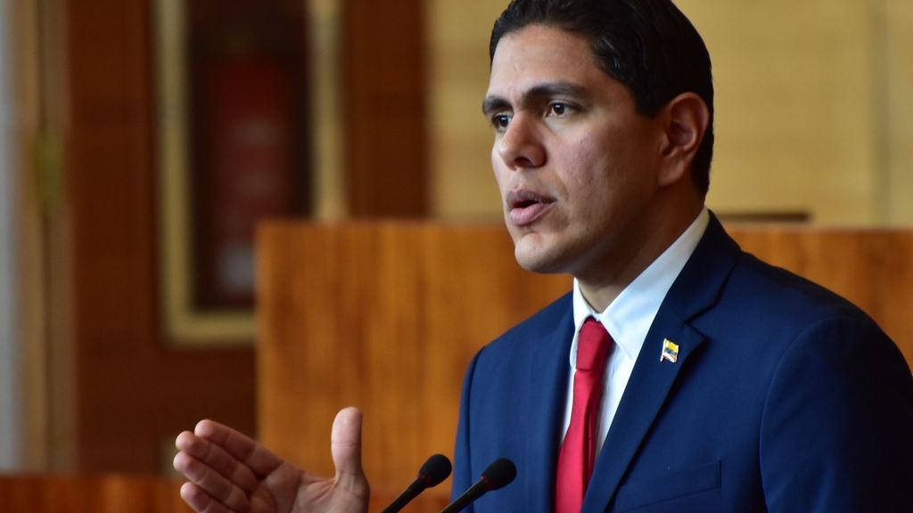 Lester Toledo anuncia su regreso a Venezuela