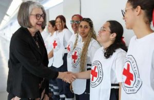 Llega al país la presidenta de la Cruz Roja Internacional