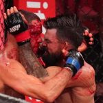 La sangrienta pelea entre dos figuras de MMA que terminó por una decisión médica: “No podía ver nada”
