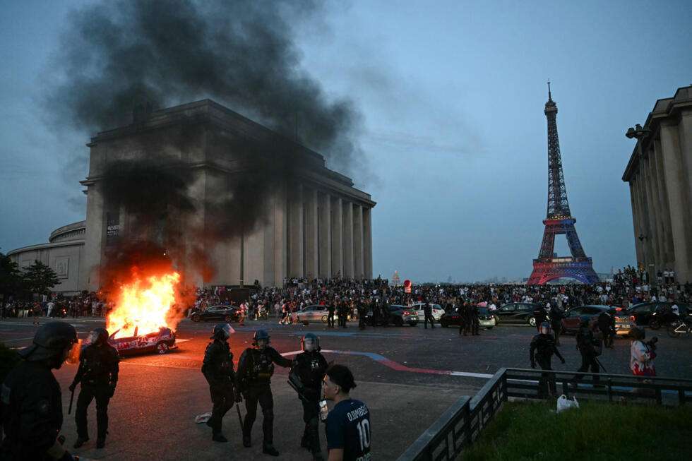 París es "zona de guerra" con destrozos millonarios y cientos de detenidos tras triunfo del PSG