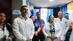 Reinauguran ambulatorio en Urimare y anuncian nuevas obras en La Guaira