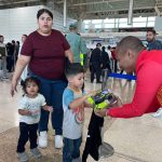 Retornan 162 venezolanos desde Miami gracias a Vuelta a la Patria