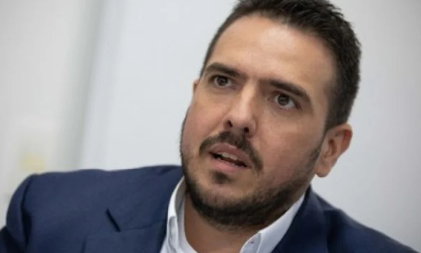 'No cubre la canasta básica alimentaria'