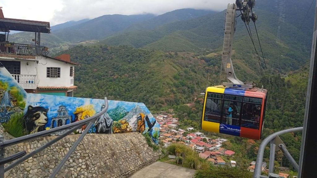 Teleférico Mukumbarí reinicia operaciones - Últimas Noticias
