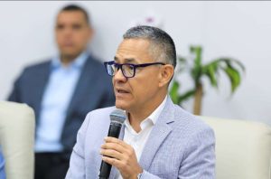 Villegas: Ley de Amnistía logró una transformación cultural de las instituciones