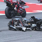 el español Álex Márquez voló por el aire tras un despite y su moto quedó destruida