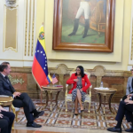 Venezuela firmó acuerdos con dos empresas energéticas de EEUU