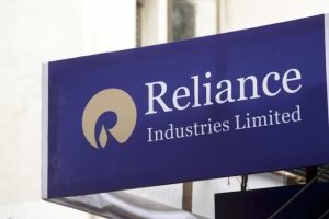 Reliance estima reactivar un acuerdo de suministro con Pdvsa por 400.000 bdp