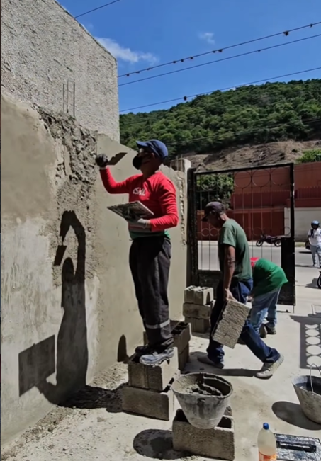 Avanza fase dos de obras en bulevar de Antímano