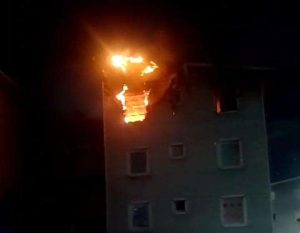 Controlan incendio en el urbanismo Hugo Chávez de Catia La Mar