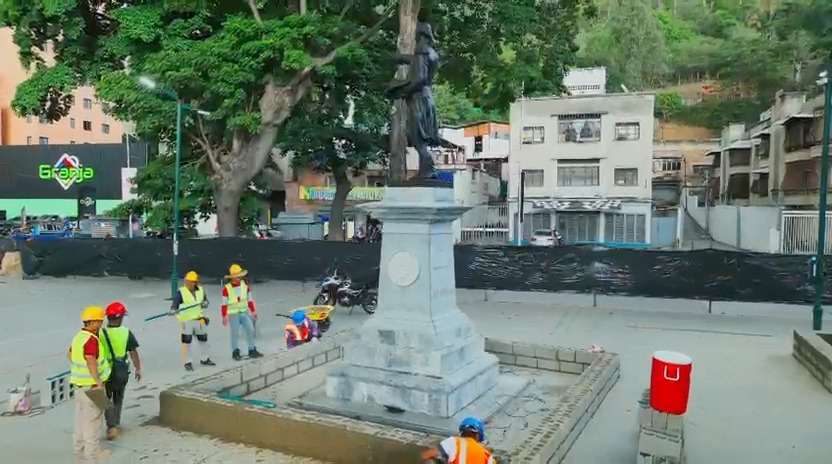 En El Paraíso remodelan la plaza Washington