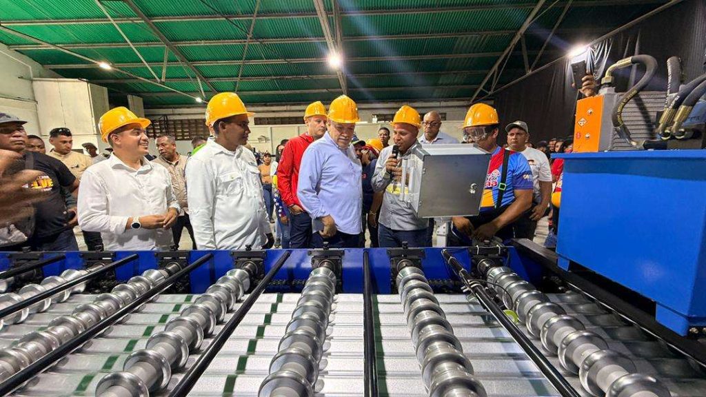 Inaugurada planta industrial de techos en Caucagua