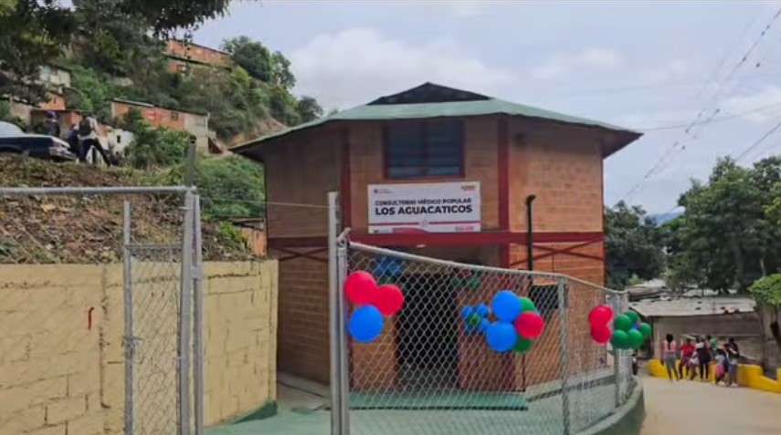 Inauguran consultorio popular y chanca deportiva en la parroquia La Vega