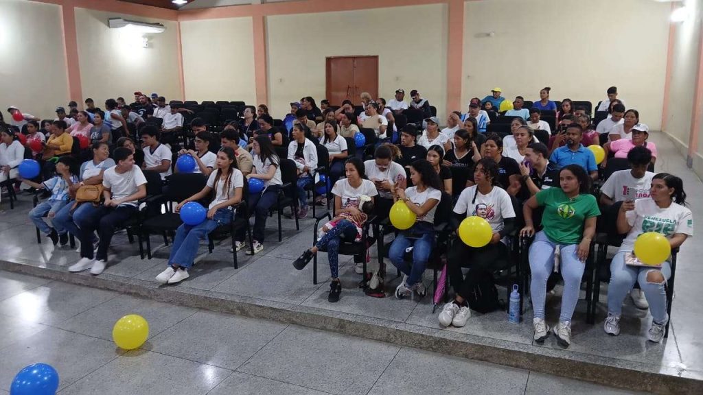 Juventud yaracuyana se moviliza para consulta popular del 12 de julio
