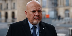 CPI suspende a Karim Khan y deja su futuro en manos de EEUU
