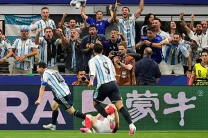 Messi de antología doblete ante Austria y clasificación a 16vos de final
