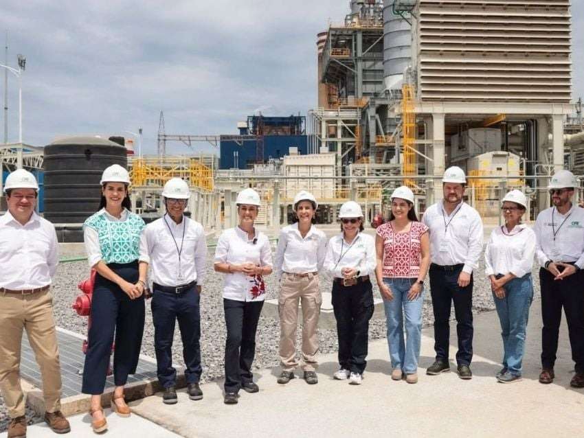 México inaugura central eléctrica para afianzar soberanía energética