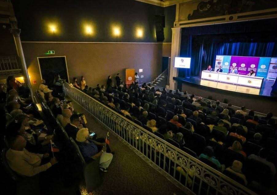Poder popular debate sobre reforma de la justicia penal en Aragua