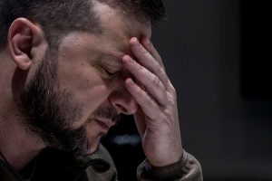 Polonia retira condecoración a Zelenski por uso de tropas con formación nazi