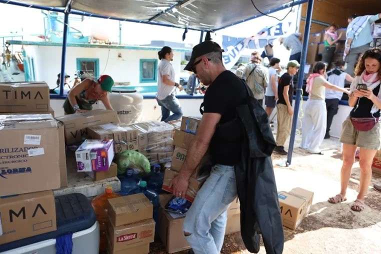 Sindicatos vascos envían ayuda humanitaria a Cuba para contrarrestar el bloqueo