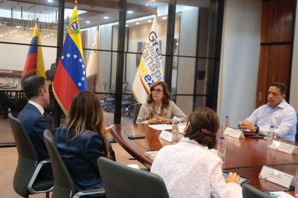 Venezuela e Italia promueven alianzas para optimizar el sector transporte