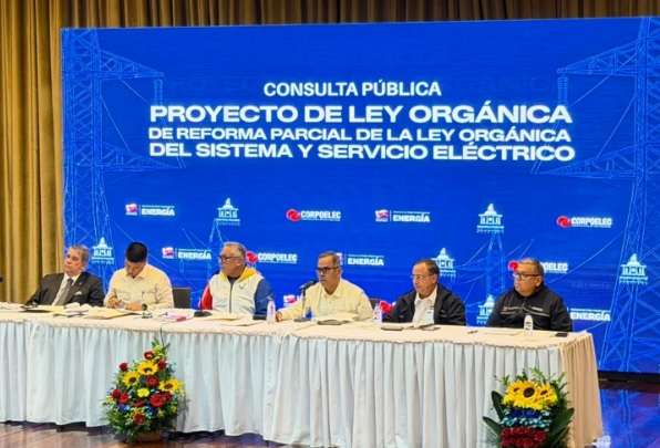 Vicepresidencia de Obras Públicas acompaña debate de reforma de ley eléctrica