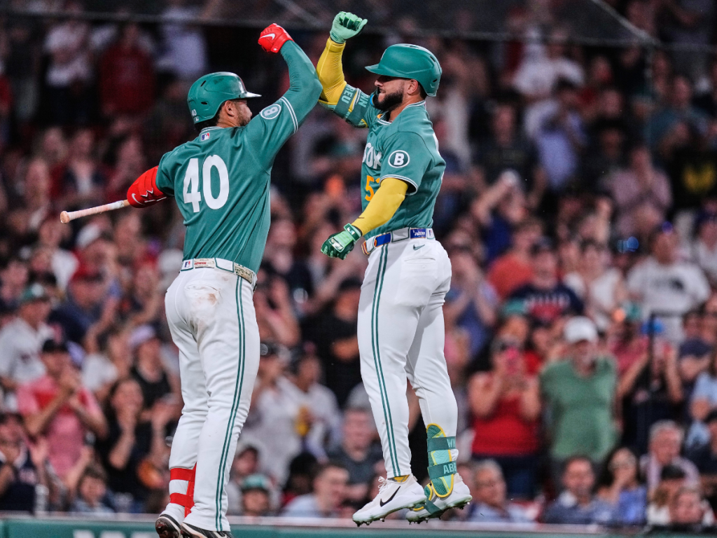 Wilyer Abreu y Willson Contreras encabezan paliza de Boston ante Texas