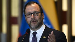 Yván Gil: el proyecto bolivariano sigue en pie