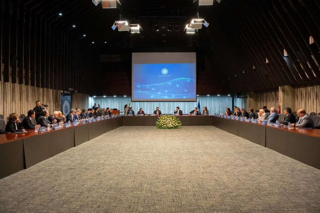 BCV y Gobierno evalúan estrategias para la reconstrucción del país