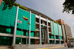 Banesco mantiene sus canales de ayuda para los afectados por el terremoto