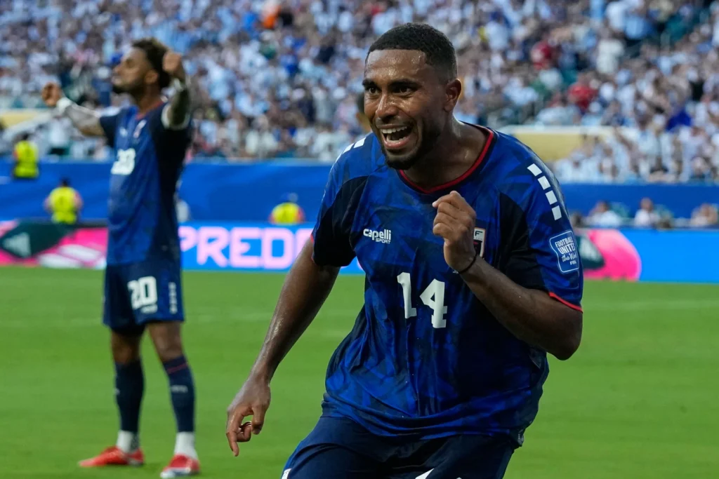 Cabo Verde se despide frente a una Argentina que sufrió hasta el final