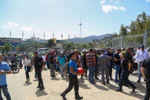 Capacitan a voluntarios que atienden a los afectados