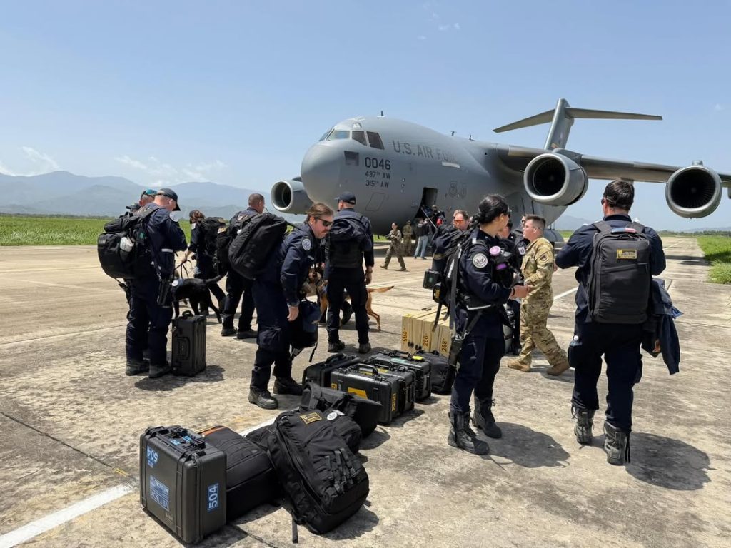Comando Sur de EEUU mantiene puente aéreo con aviones C-17 enviando ayuda humanitaria a Venezuela