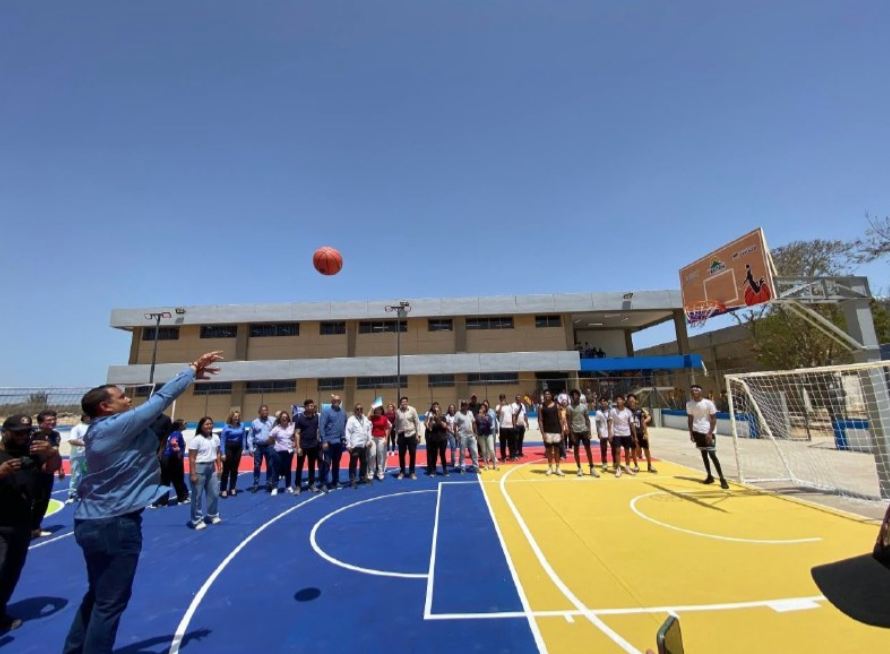 Complejo universitario de Falcón suma espacios acondicionados