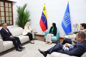 Delcy Rodríguez sostiene encuentro con la directora regional de la Unesco
