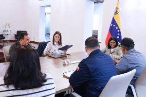 Presidenta Rodríguez abordó temas críticos con Estado Mayor Eléctrico tras eventos sísmicos