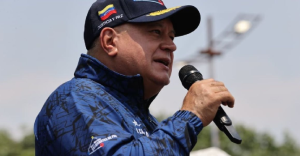Diosdado Cabello califica de exitosa la primera demolición controlada tras los terremotos en La Guaira
