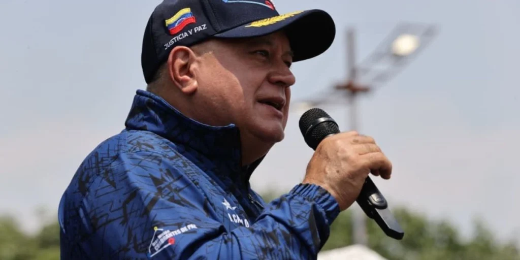 Diosdado Cabello calificó de 'vulgares y miserables' las declaraciones del alcalde de Panamá sobre la ayuda humanitaria
