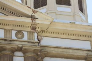 Doblete sísmico golpeó templos de Caracas