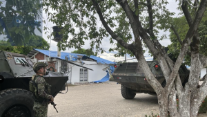 ELN atentó con explosivos en aeropuerto de Colombia y deja heridos