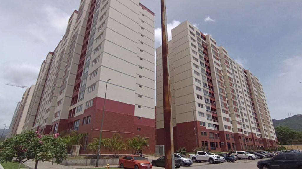 En Ciudad Tiuna agradecen apartamentos adjudicados