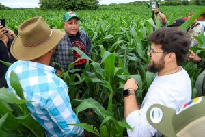 Entrega de financiamientos a 12 comunas productoras de Monagas