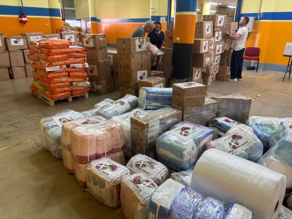 Envían dos toneladas de ayuda humanitaria a Venezuela desde Bilbao