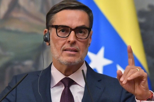 Feliz Plasencia asumirá la Cancillería y Comercio Exterior