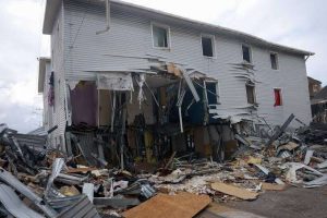 Hurtaban casas destruidas por los sismos y cayeron
