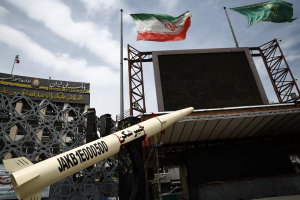 Irán amenaza con atacar a EEUU y a los países que respalden nuevas ofensivas contra su territorio