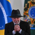 Lula lidera encuestas para elecciones presidenciales ante Flávio Bolsonaro
