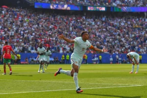 Francia se impuso a Marruecos y espera rival para la semifinal